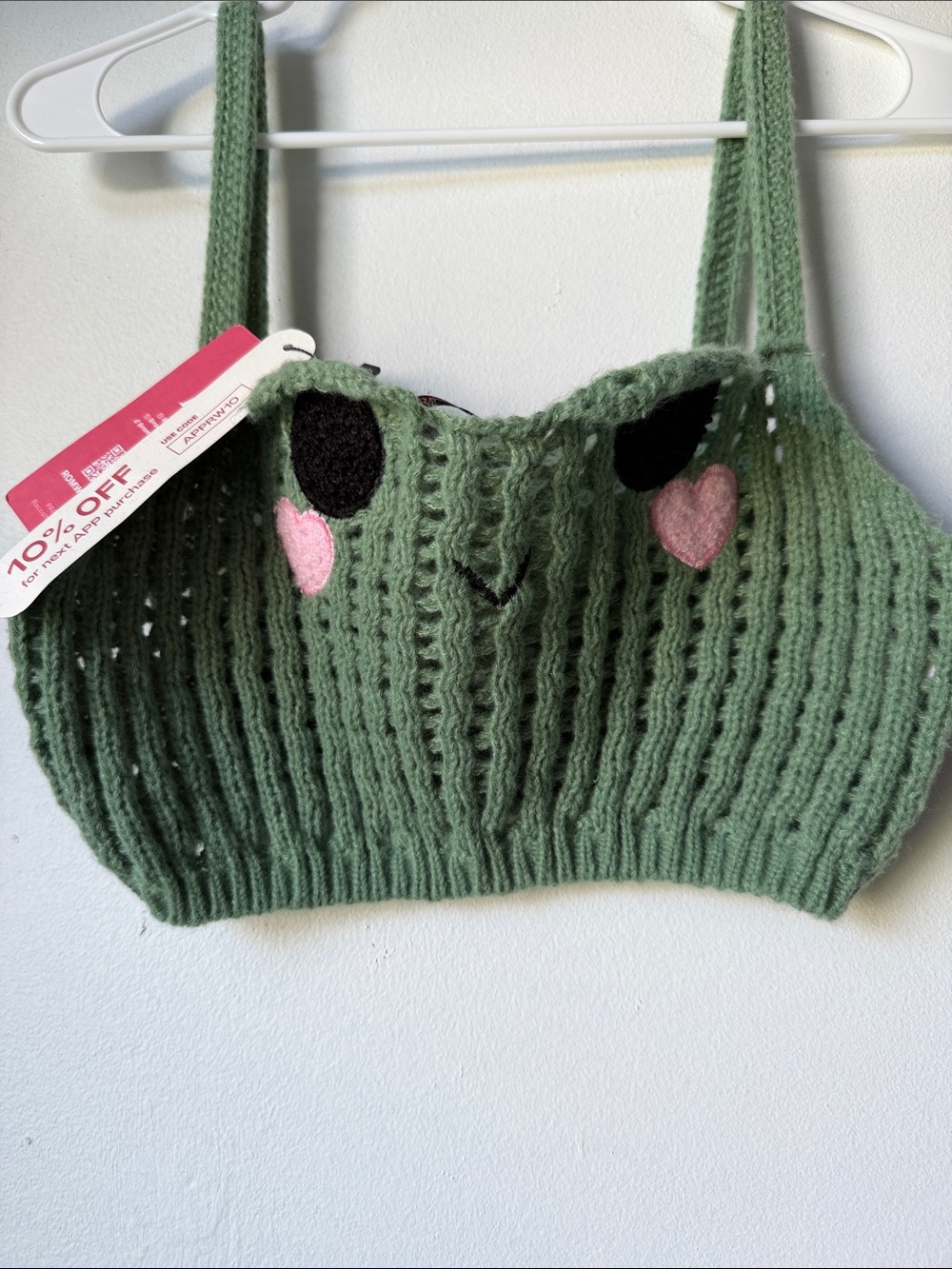ROMWE Green Knit Heart-Face Cropped Tank with Pink Accents